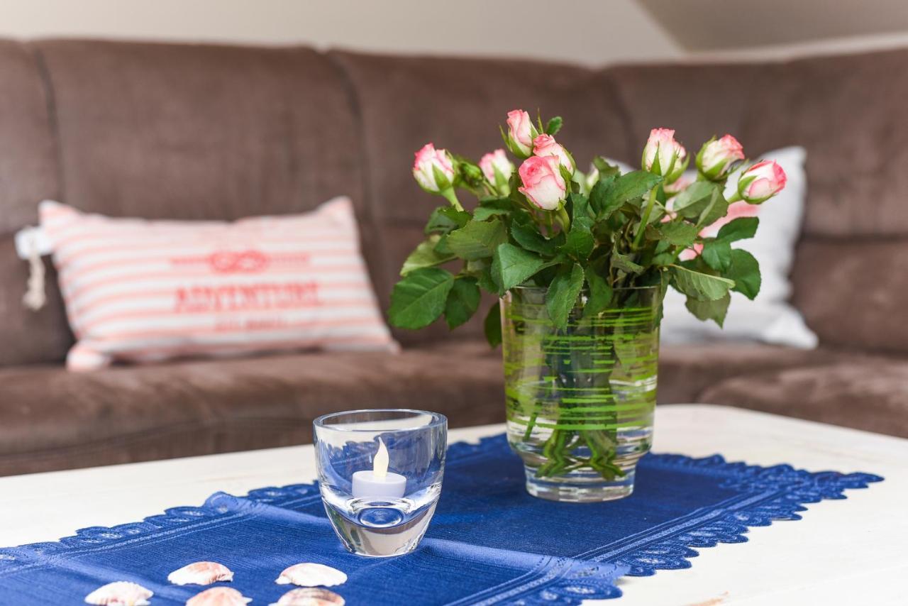 Ferienwohnung Haus Heimathafen Esens Extérieur photo