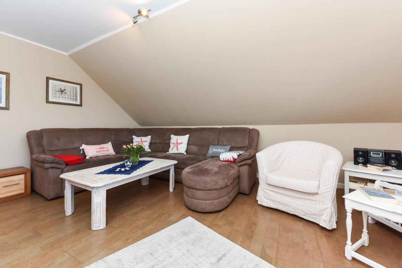 Ferienwohnung Haus Heimathafen Esens Extérieur photo