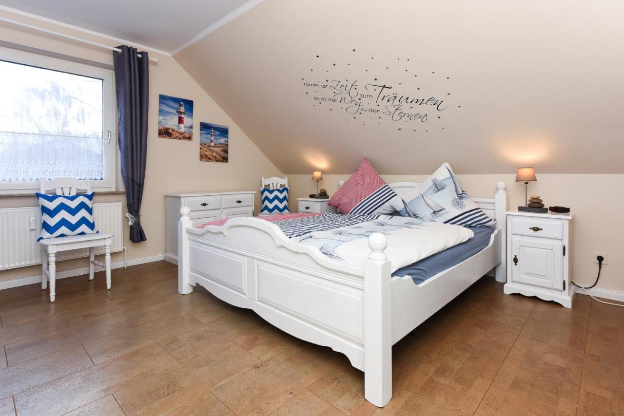 Ferienwohnung Haus Heimathafen Esens Extérieur photo